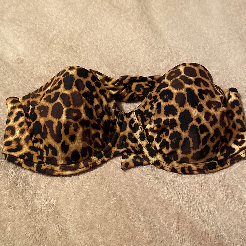 Leopard print bikini top